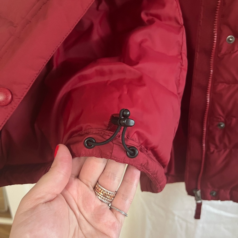 L.L. Bean Women's Red Quilted Puffer Vest - Picture 8 of 9